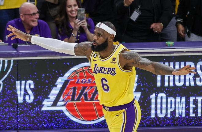 沃勒尔：阿德耶米确实犯了错误，但我们首先要给予他一些支持（沃勒尔：阿德耶米虽有过失，但当下更需要我们的支持）