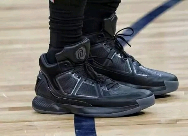 托纳利：我目前处在职业生涯最好的状态；现在更喜欢英超（托纳利自评正值生涯巅峰，如今更钟情英超）