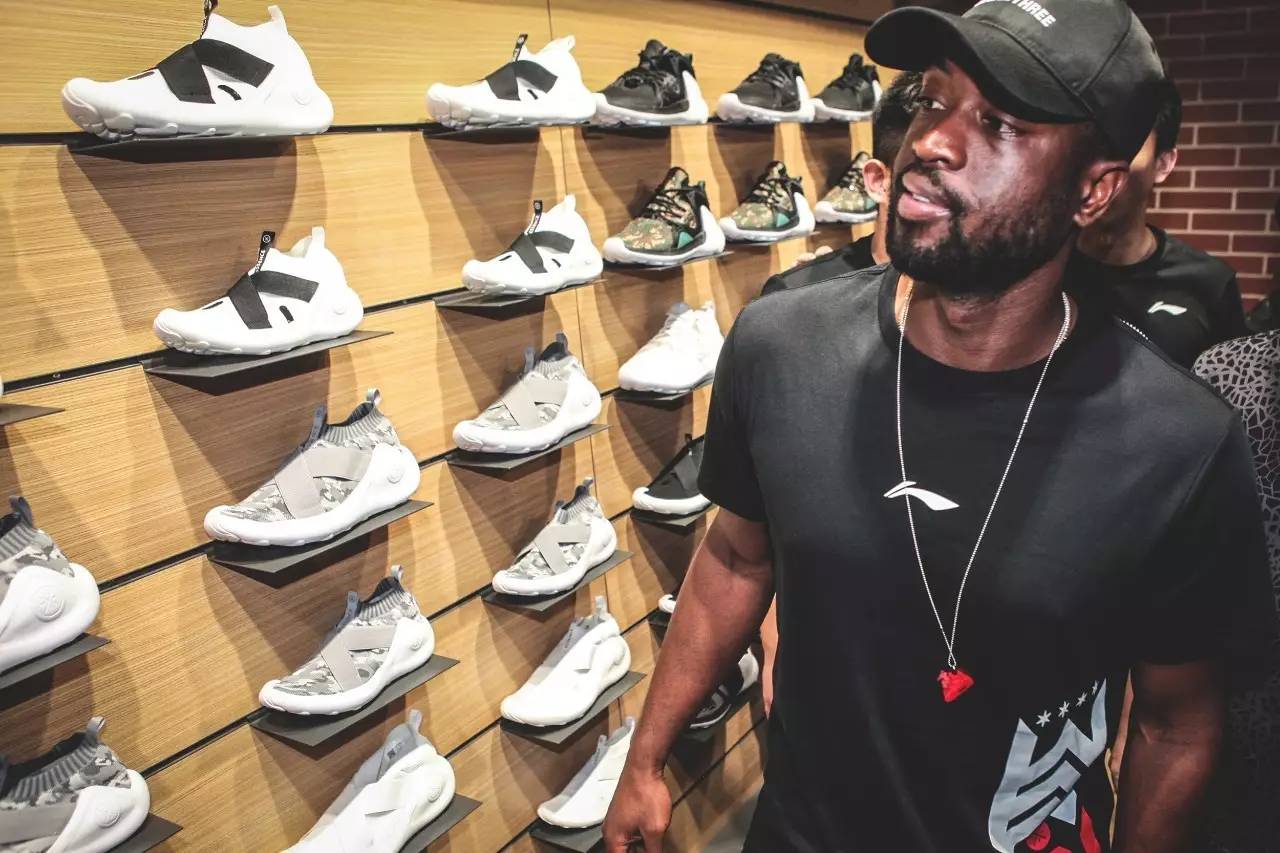 弗兰克新书透露：曾在一天内和曼联、切尔西进行了谈判（新书曝光：弗兰克曾在同一天与曼联、切尔西展开谈判）