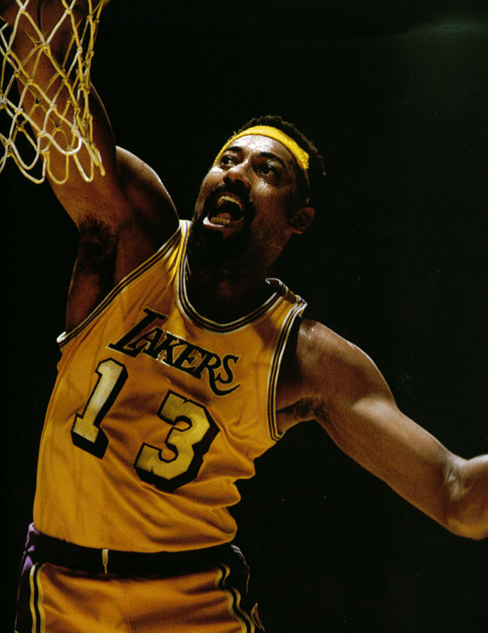 欧冠积分榜：阿森纳继续全胜领跑，拜仁3分之差位列第二（欧冠积分榜：阿森纳保持全胜居首，拜仁落后3分位居次席）